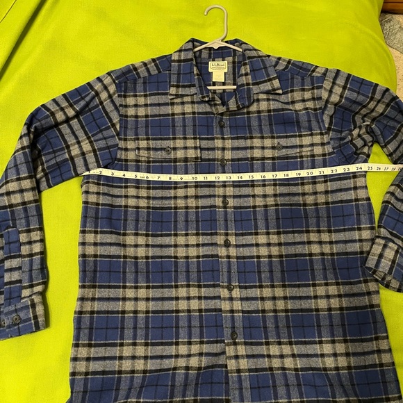 Vintage L.L. Bean flannel shirt jacket - Picture 2 of 4